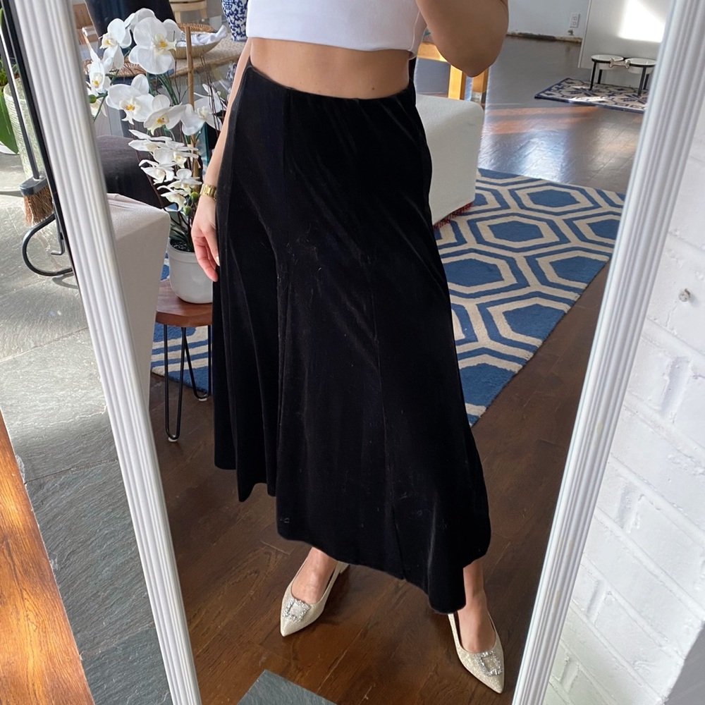 CYNTHIA ROWLEY Black Velvet High Waist Midi Skirt! 🖤 - Picture 3 of 11